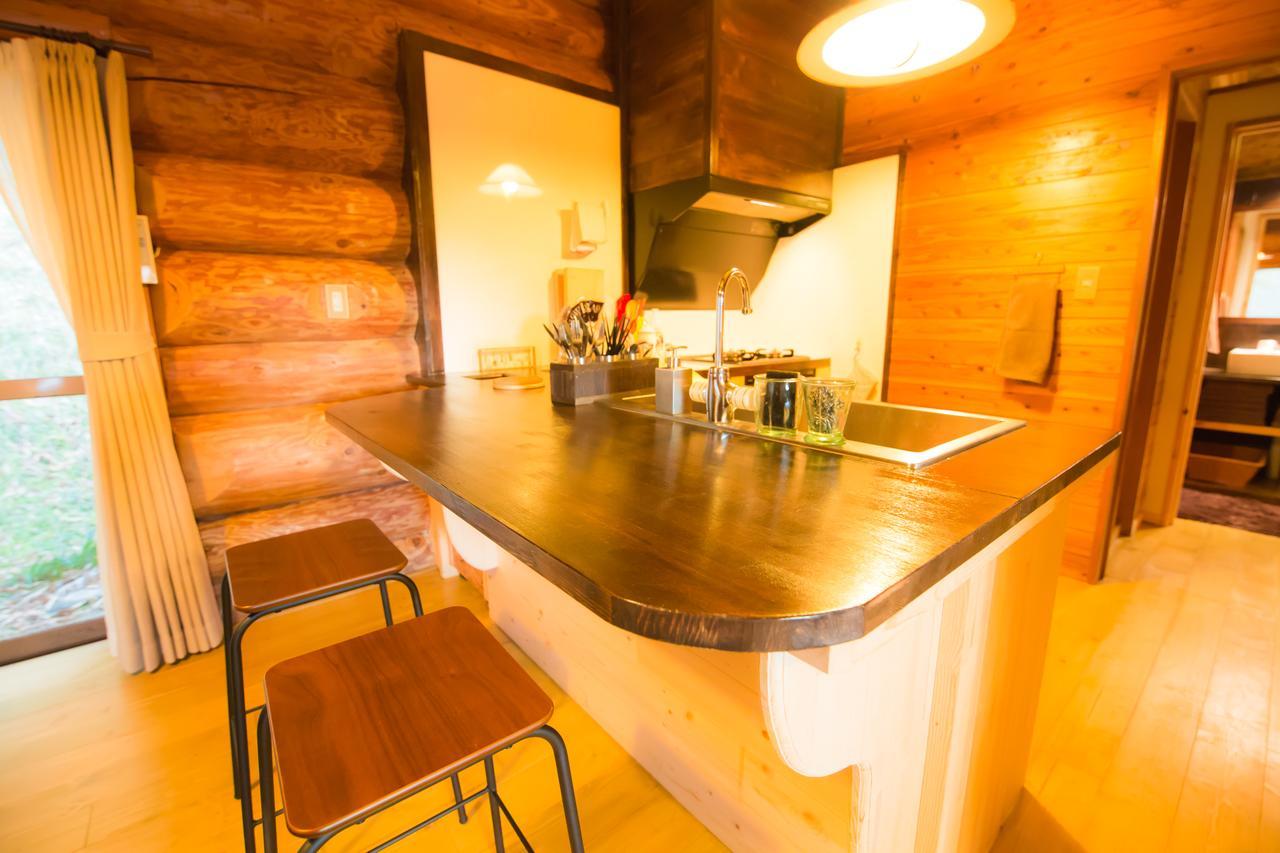 Yufuin Log House No Yado Tom Sawyer Hotel Eksteriør billede